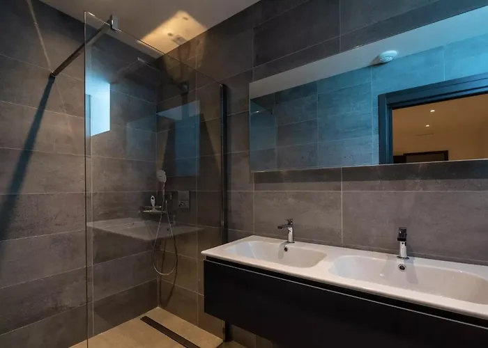 Contemporaine Orizonte - 15 Pers - 400m2 Vue *